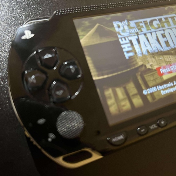 Sony PSP - Picture 11 of 14